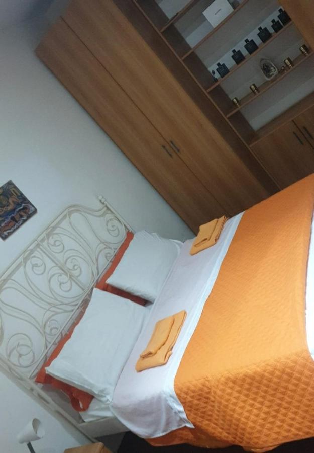 Apartament Al Porto Neapol Zewnętrze zdjęcie
